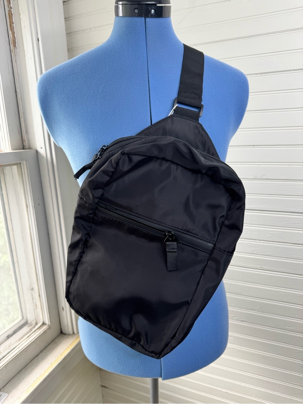 Black Men's Crossbody Sling Bag - Minimal Everyday Carry